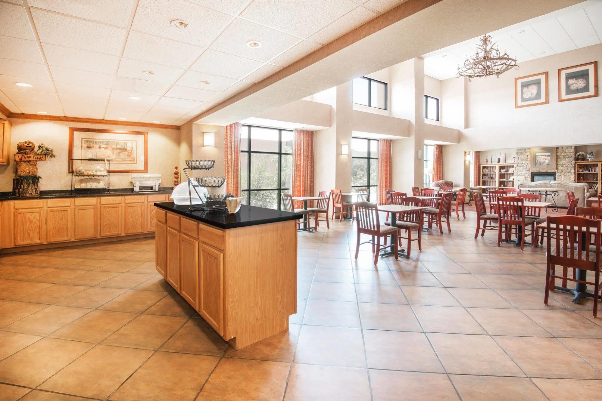 Hampton Inn & Suites Ruidoso Downs Zewnętrze zdjęcie